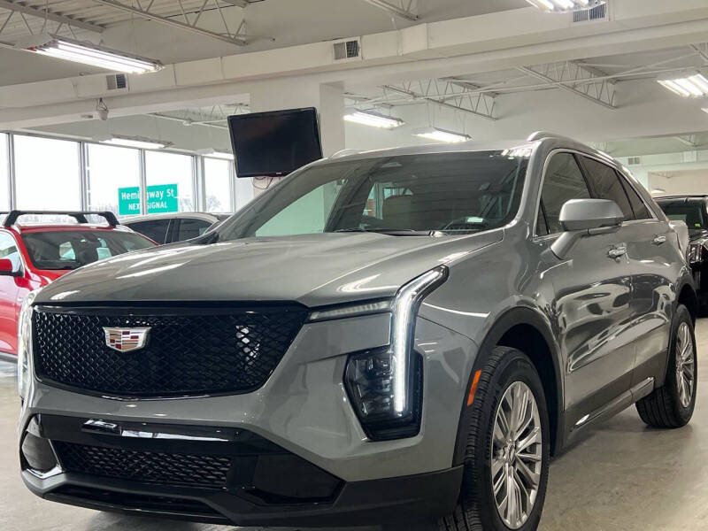 2024 Cadillac XT4 Premium Luxury photo 4