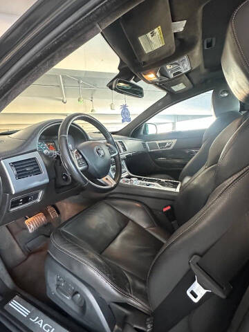 2015 Jaguar XF 3.0 Sport