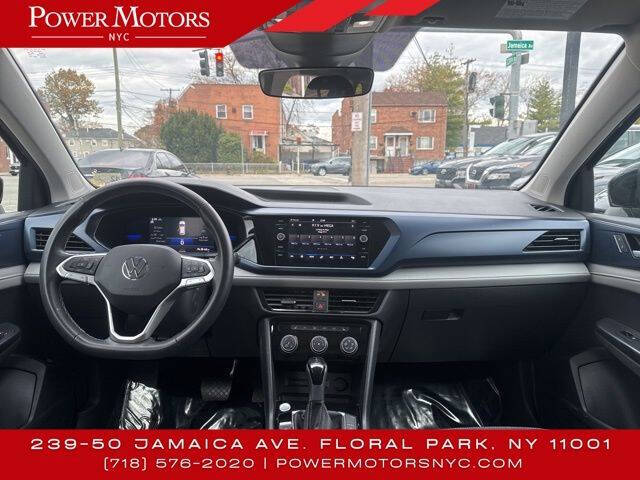 2023 Volkswagen Taos SE 4Motion