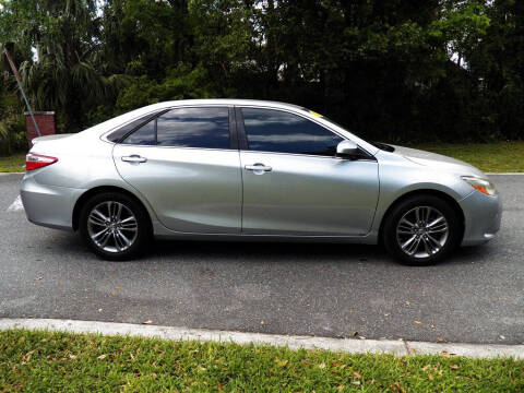 2015 Toyota Camry SE