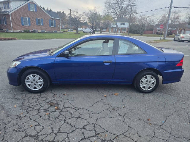 2004 Honda Civic for sale at QUEENSGATE AUTO SALES in York, PA