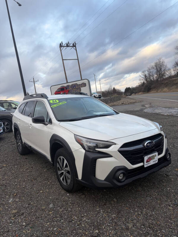 2024 Subaru Outback Premium's photo