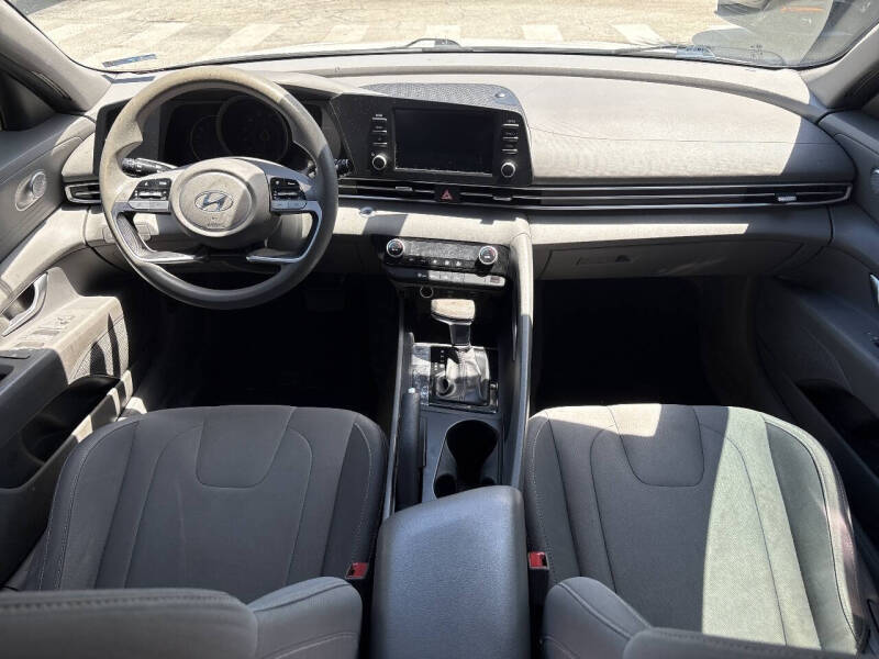 2021 Hyundai Elantra SEL