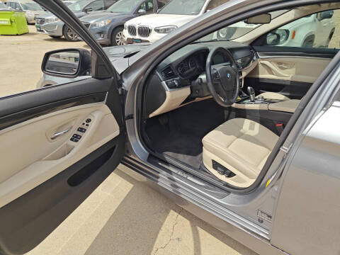 2012 BMW 5 Series 528i