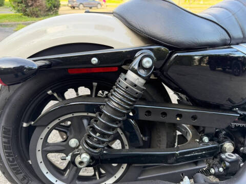 2022 Harley-Davidson XL883N Iron 883
