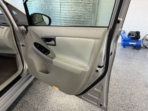 2011 Toyota Prius Two