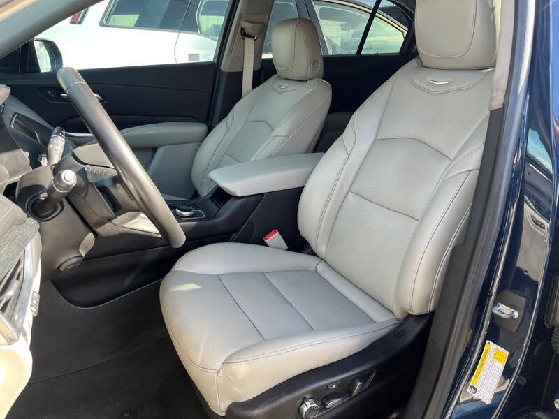 2019 Cadillac XT4 Premium Luxury