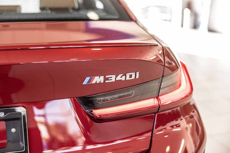 2025 BMW 3 Series M340i