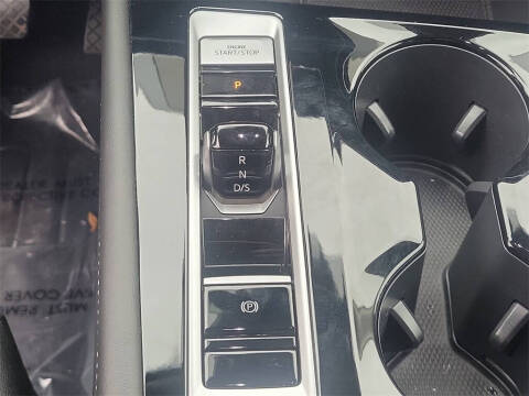 2025 Volkswagen Atlas SE