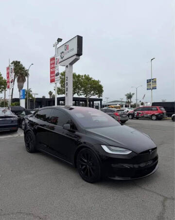 2023 Tesla Model X Standard Range