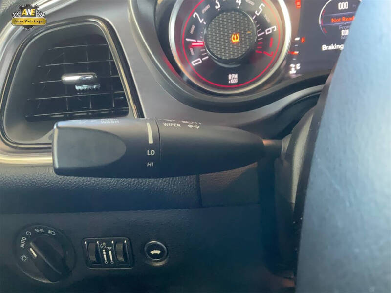 2018 Dodge Challenger SXT