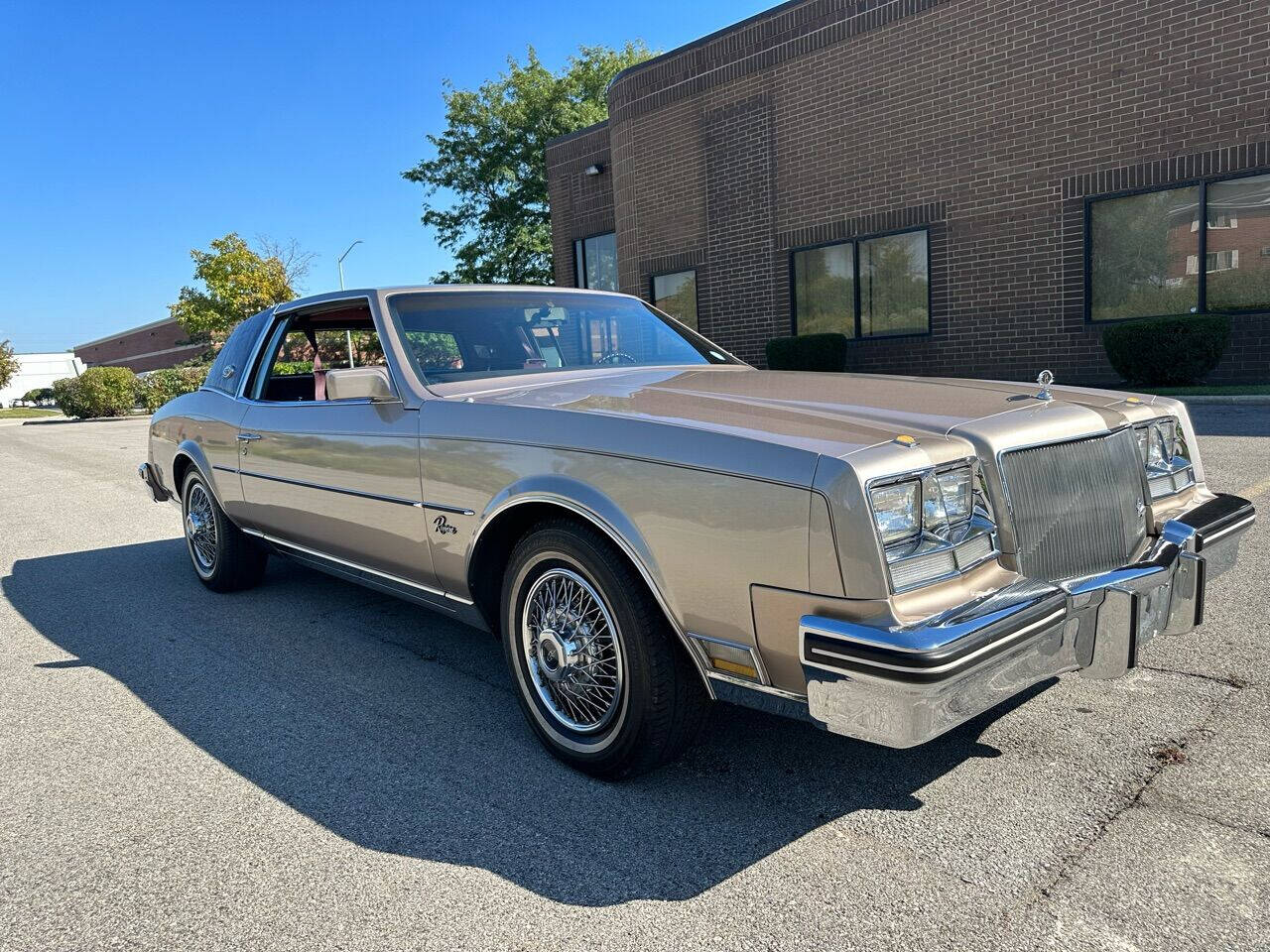 1985 Buick Riviera - 1985 Buick Riviera Addison, IL