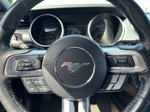 2022 Ford Mustang EcoBoost Premium