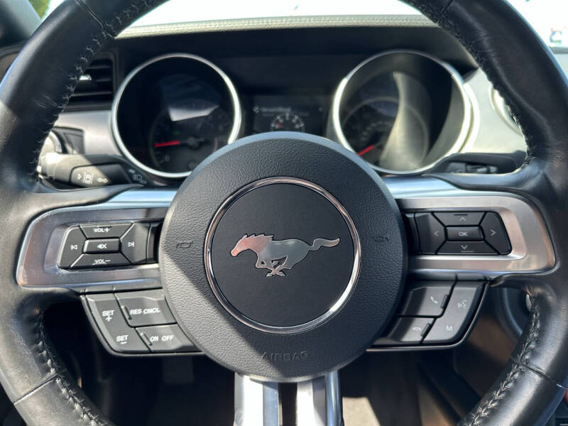 2022 Ford Mustang EcoBoost Premium