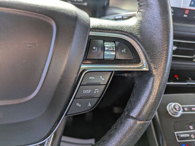 2022 Lincoln Nautilus Standard