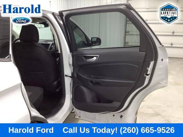 2020 Ford Edge SE