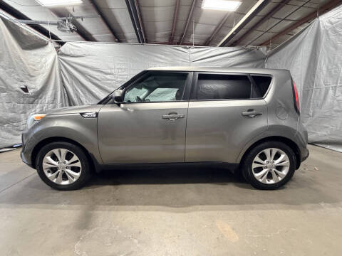 2016 Kia Soul +