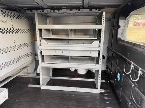 2017 Chevrolet Express 2500