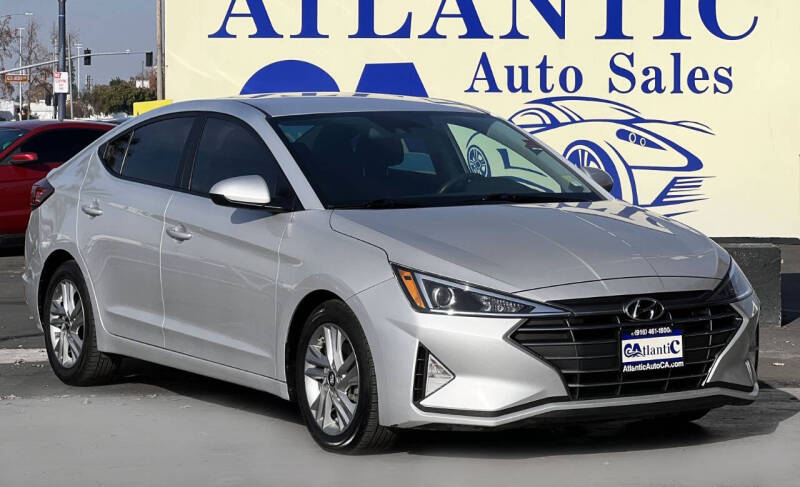 2020 Hyundai Elantra SEL photo 4