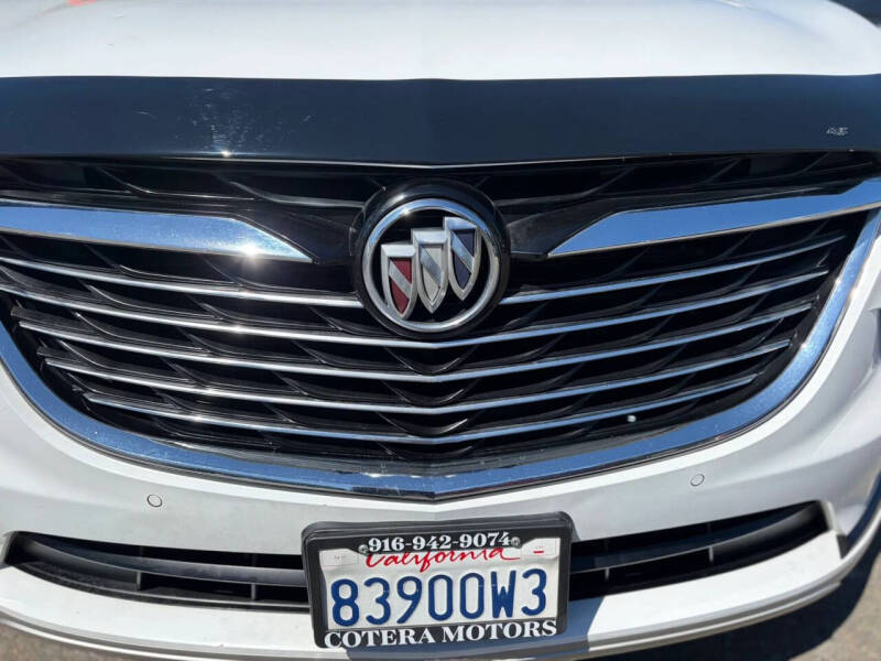 2022 Buick Enclave Essence