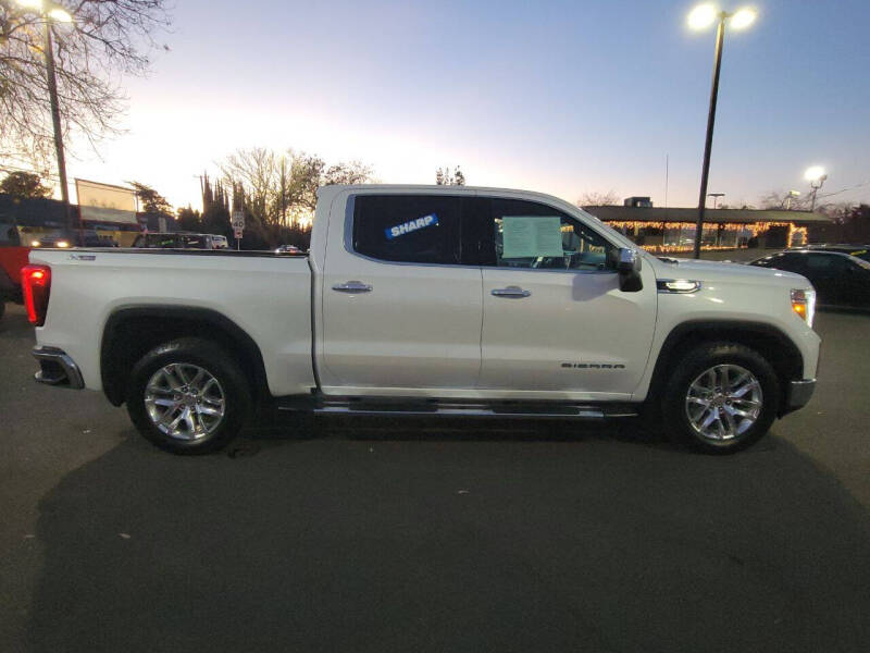 2022 GMC Sierra 1500 Limited SLT photo 6