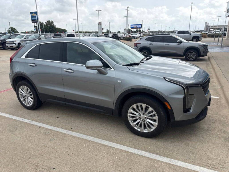 2024 Cadillac XT4 Luxury