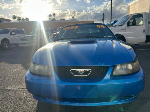 2004 Ford Mustang Deluxe