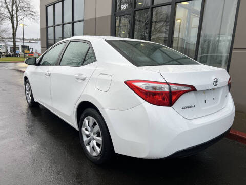 2015 Toyota Corolla LE