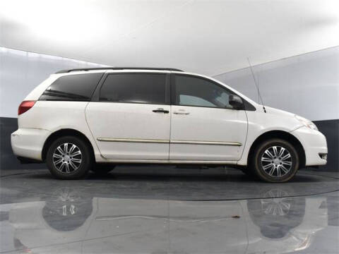 2004 Toyota Sienna