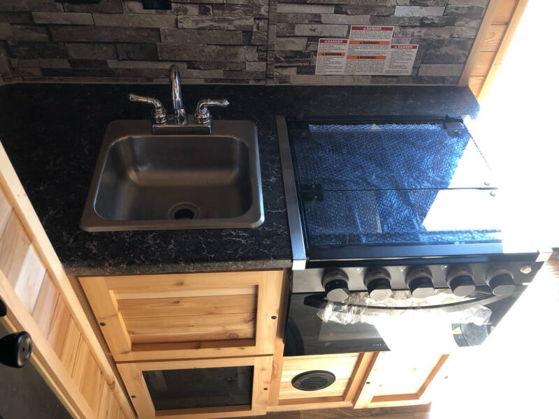 2022 Glacier 17’ RV