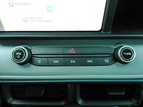 2022 Ford Maverick XL