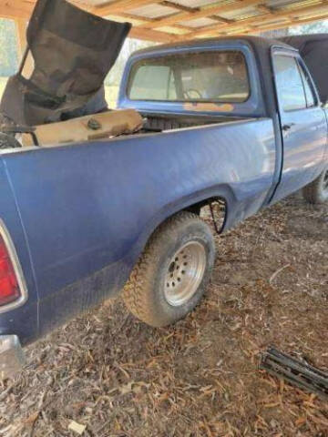 1976 Dodge D100 Pickup