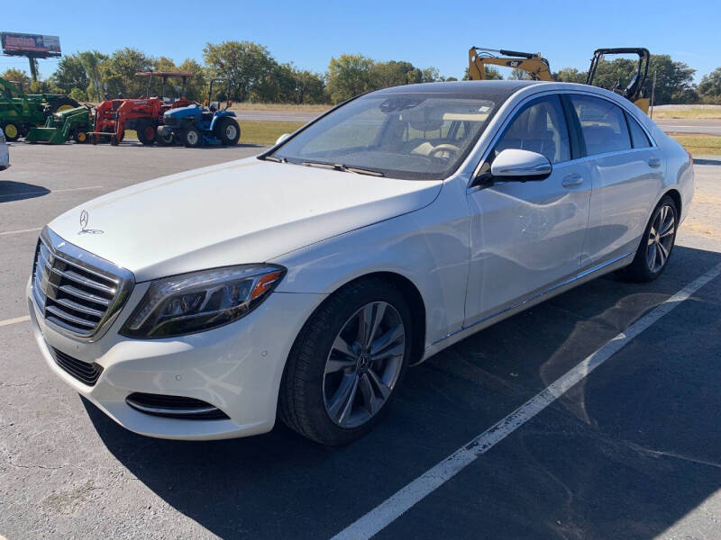 2017 Mercedes-Benz S-Class S550 photo 2