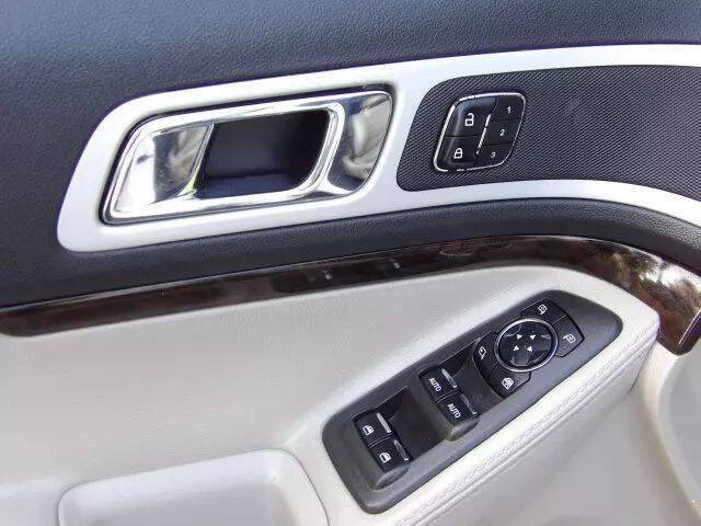 2011 Ford Explorer Limited