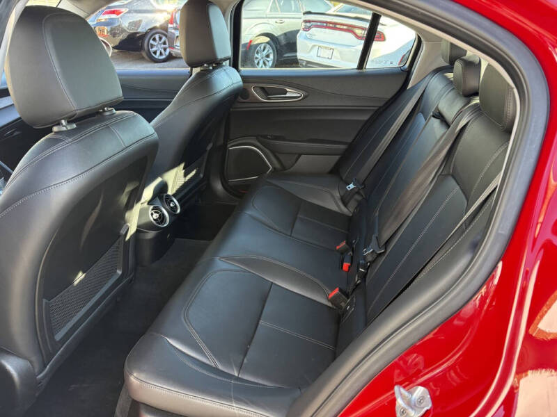 2017 Alfa Romeo Giulia Ti