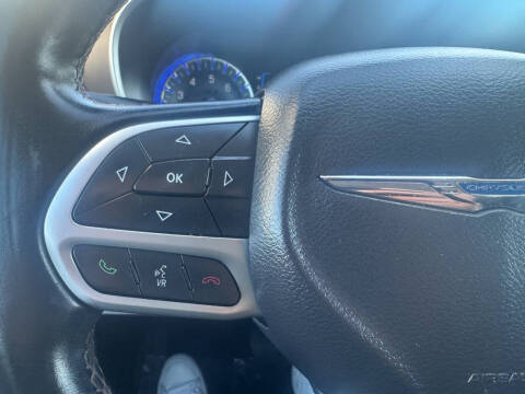 2017 Chrysler Pacifica Touring-L