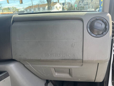 2011 Ford E-Series