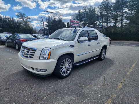2011 Cadillac Escalade EXT for sale at Central Jersey Auto Trading in Jackson NJ