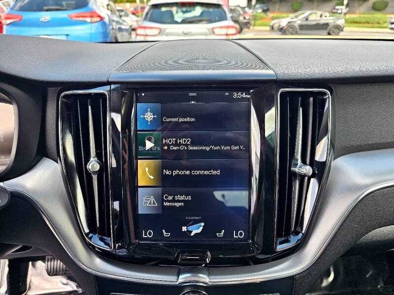 2018 Volvo XC60 T6 Momentum