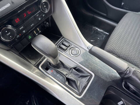 2024 Mitsubishi Eclipse Cross LE
