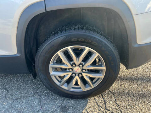 2018 GMC Acadia SLE-2