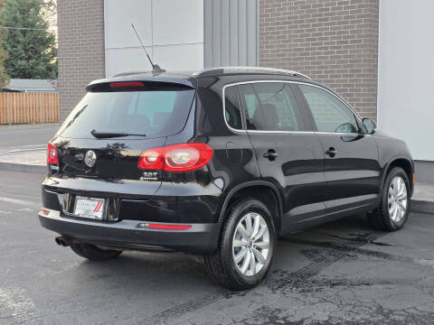 2011 Volkswagen Tiguan SE 4Motion