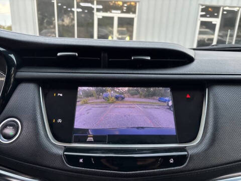 2022 Cadillac XT5 Luxury