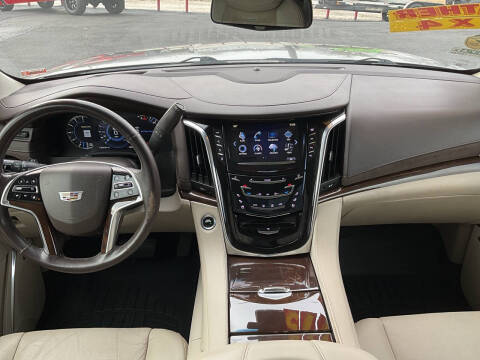 2017 Cadillac Escalade ESV Premium Luxury