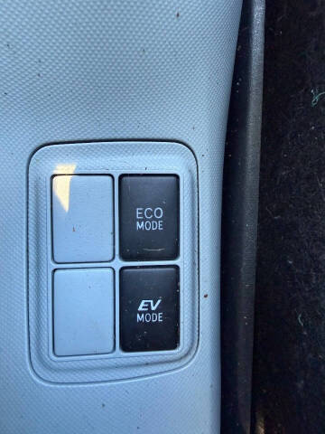 2014 Toyota Prius c Three