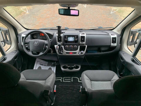 2016 Winnebago TREND