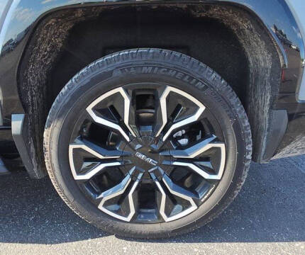 2025 GMC Sierra EV Denali