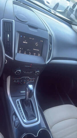 2017 Ford Edge SEL