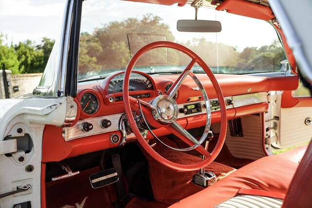 1956 Ford Thunderbird