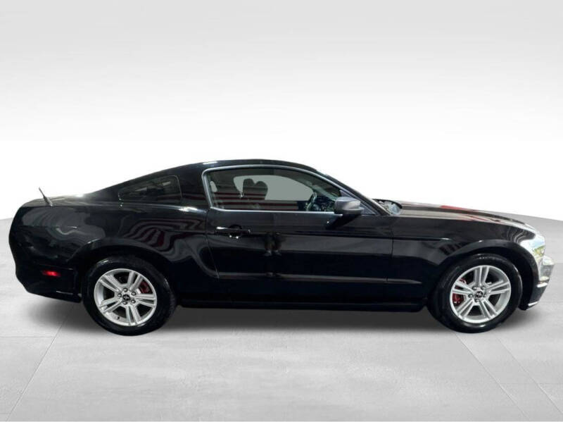 2013 Ford Mustang V6